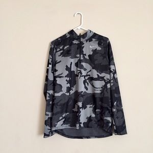 Mens Gray Camo Nike DriFit Long Sleeve Shirt